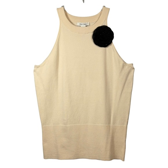 White House Black Market Silk Tank Top with Black Flower Brooch, Cream, Size L - Picture 1 of 6